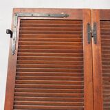Set of 3 louvered shutters
