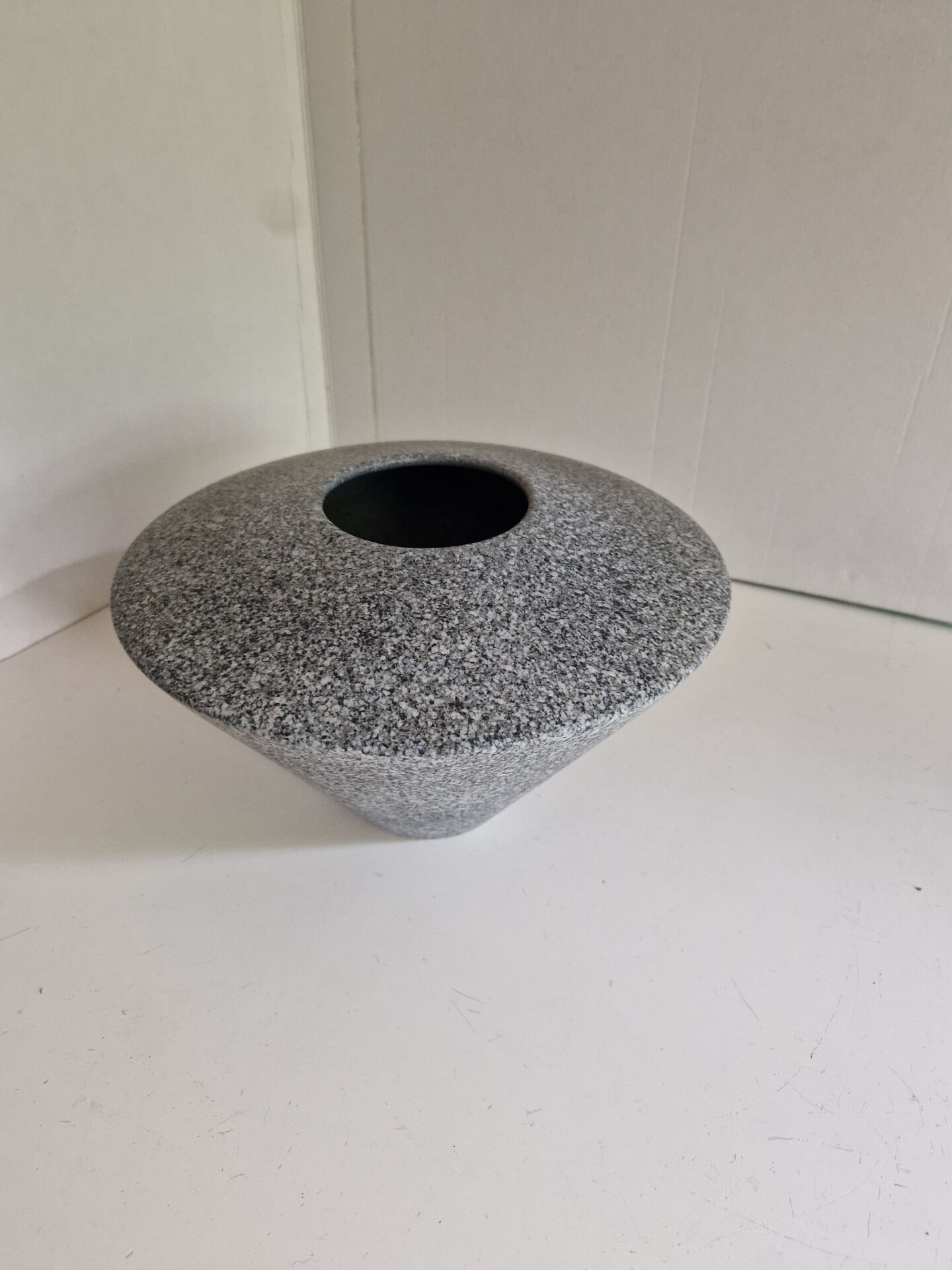 Vase Ovni Ufo Gris Moucheté Claude Dumas