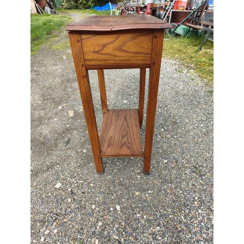 Oak table from the 1930s.