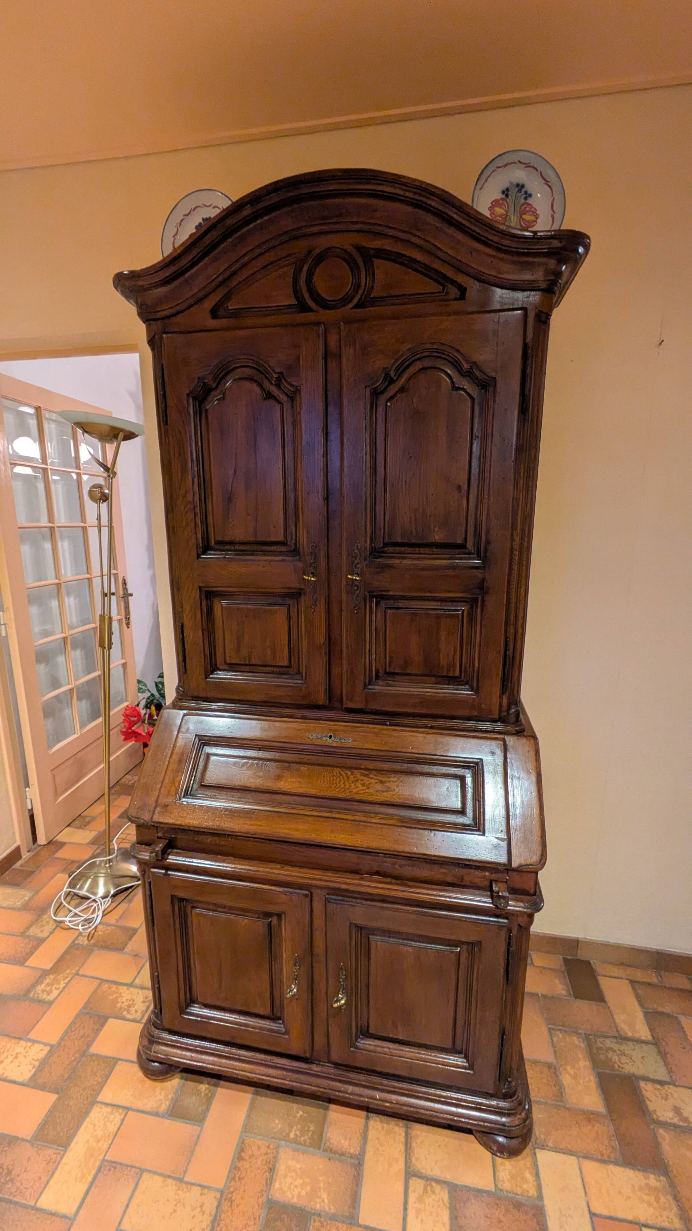 Spanish secretary in solid oak
