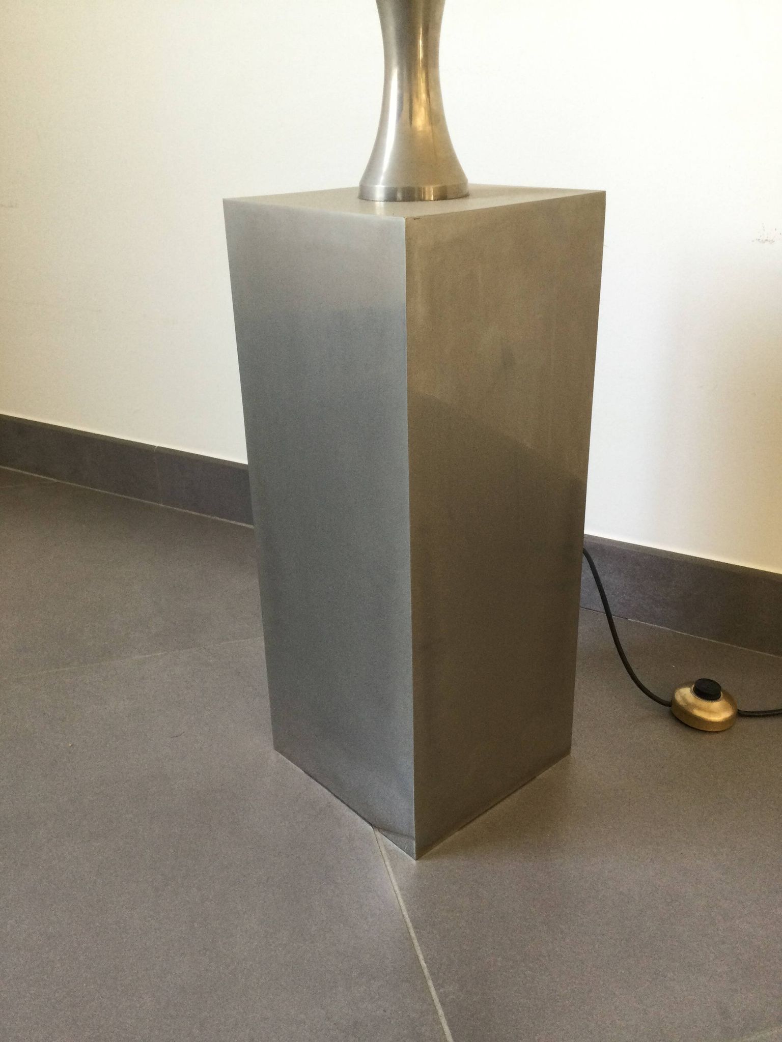 Lampe carrée en laiton chromé, 1970