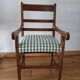 Chaise à accoudoir