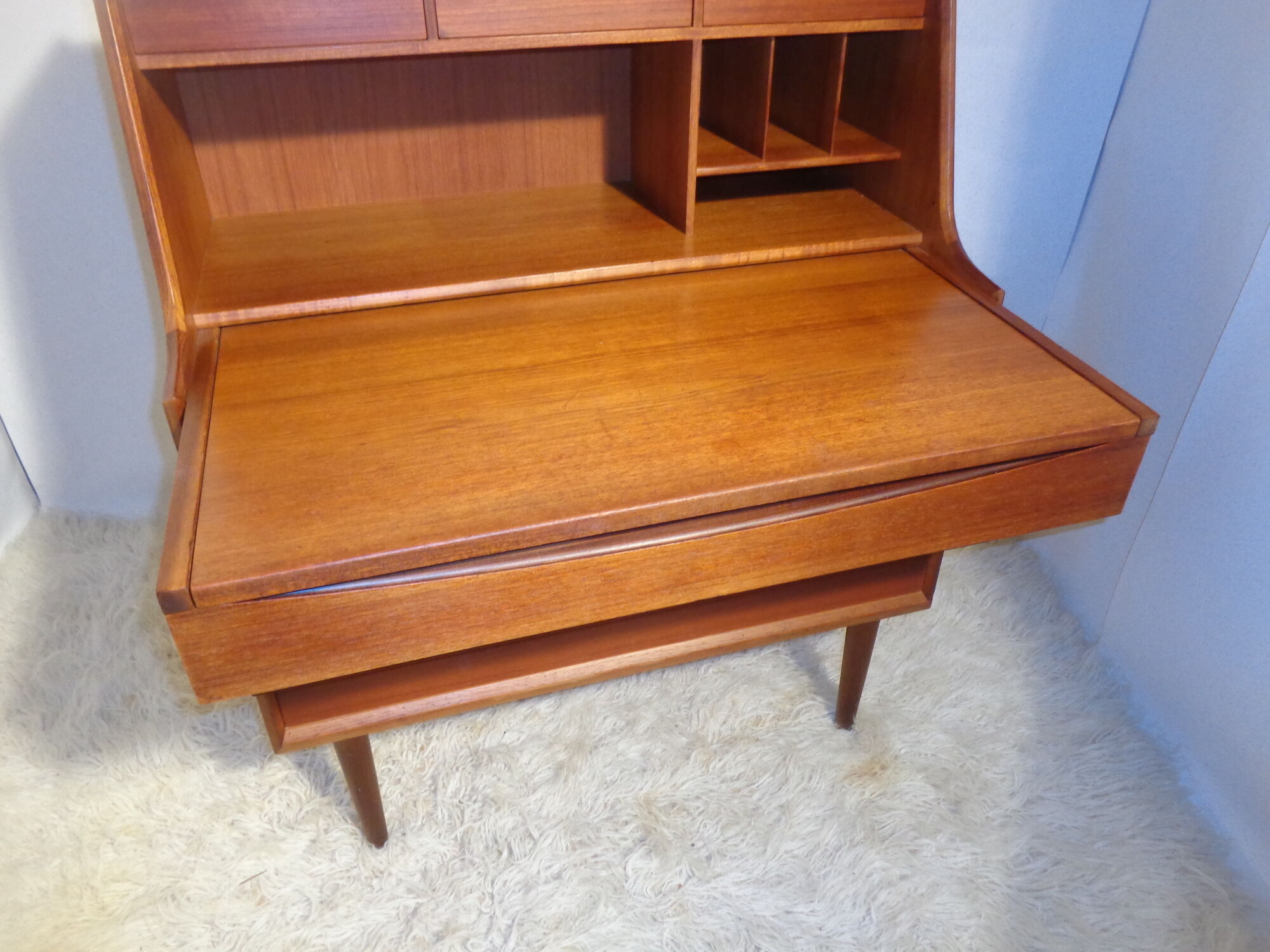 Secretary Arne Vodder Scandinavian produced by Olholm Møbelfabrik 1960