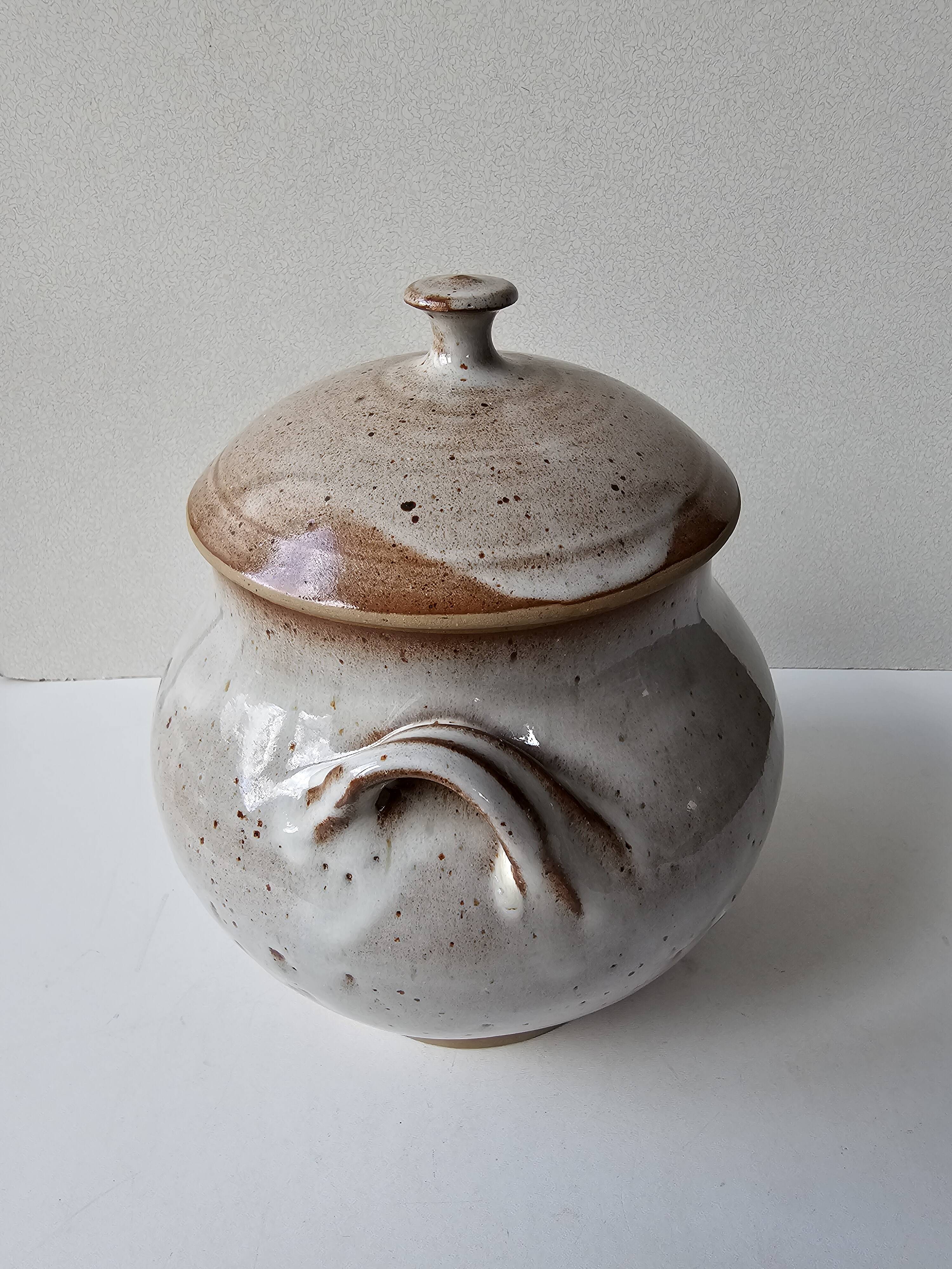 Soupière en grès céramique Signée Roger Jacques (Puisaye)