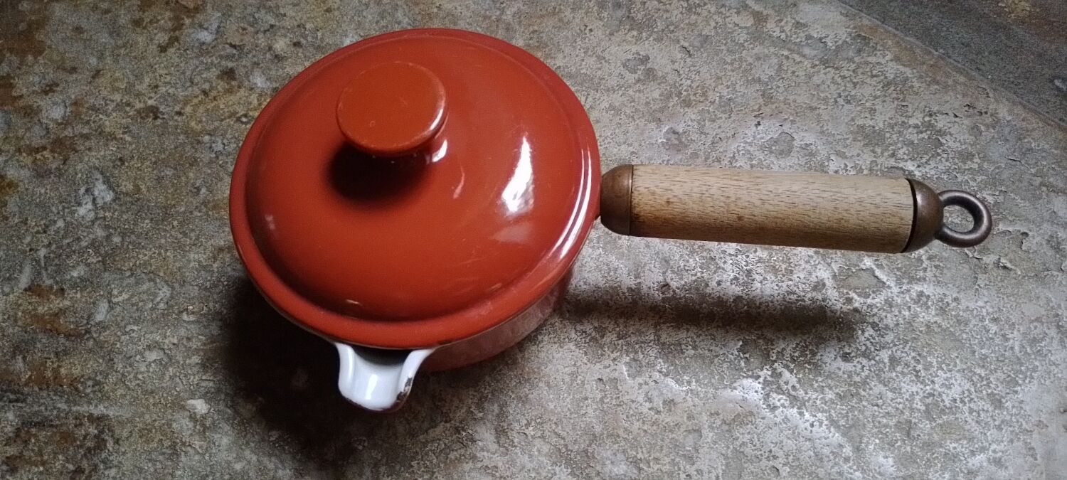 Le Creuset pan