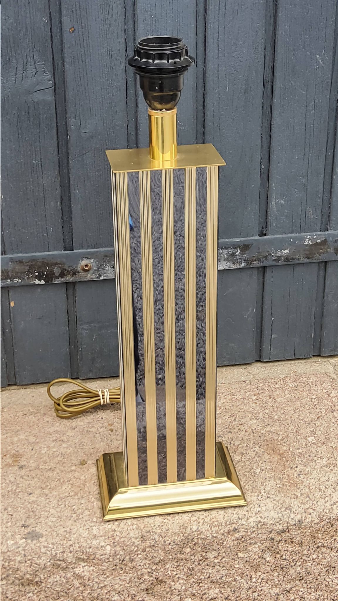 Hollywood Regency style Le Dauphin lamp from the 70s/80s in gilded brass and silver metal