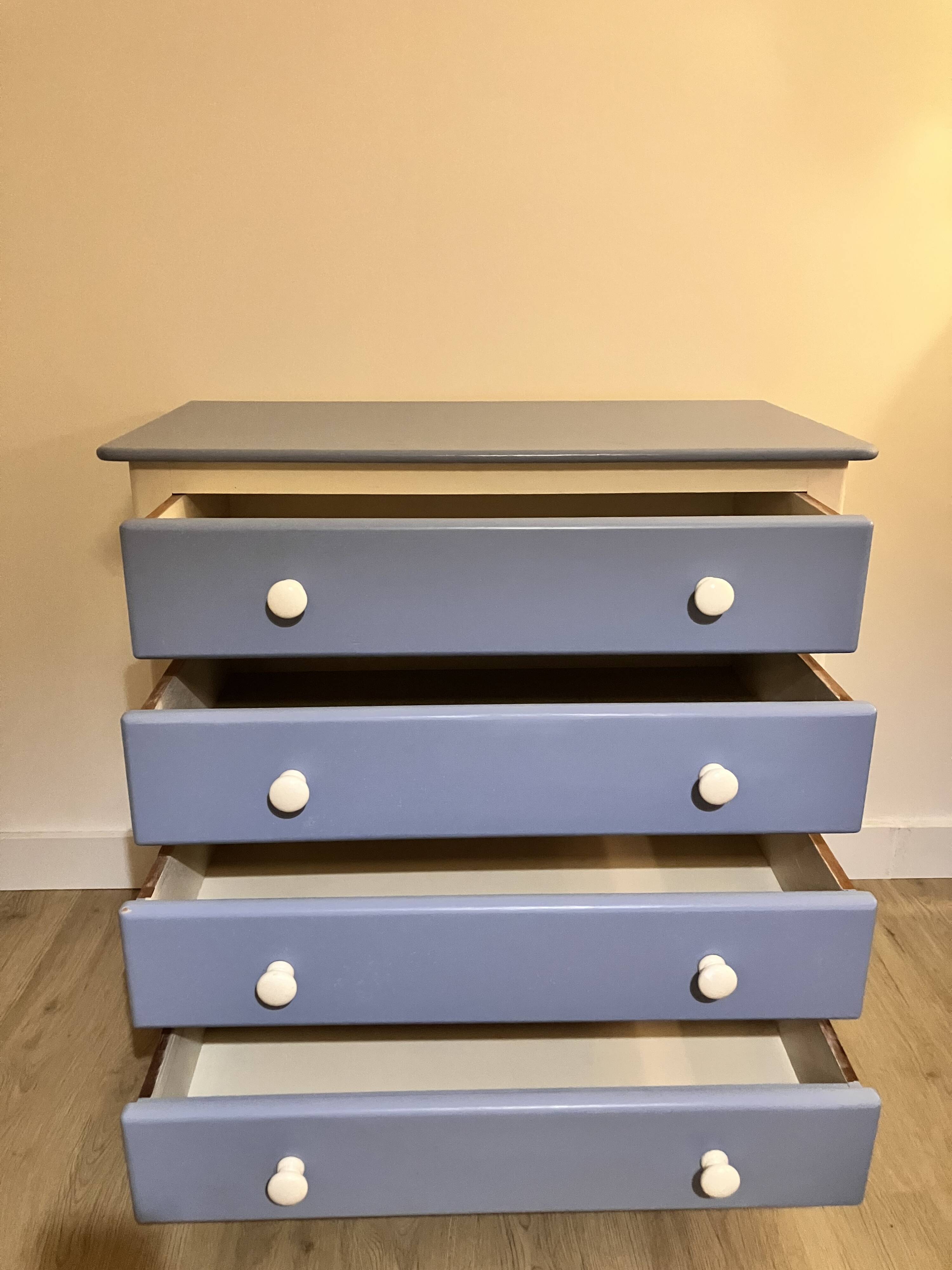 Wooden chest of drawers with tapered legs