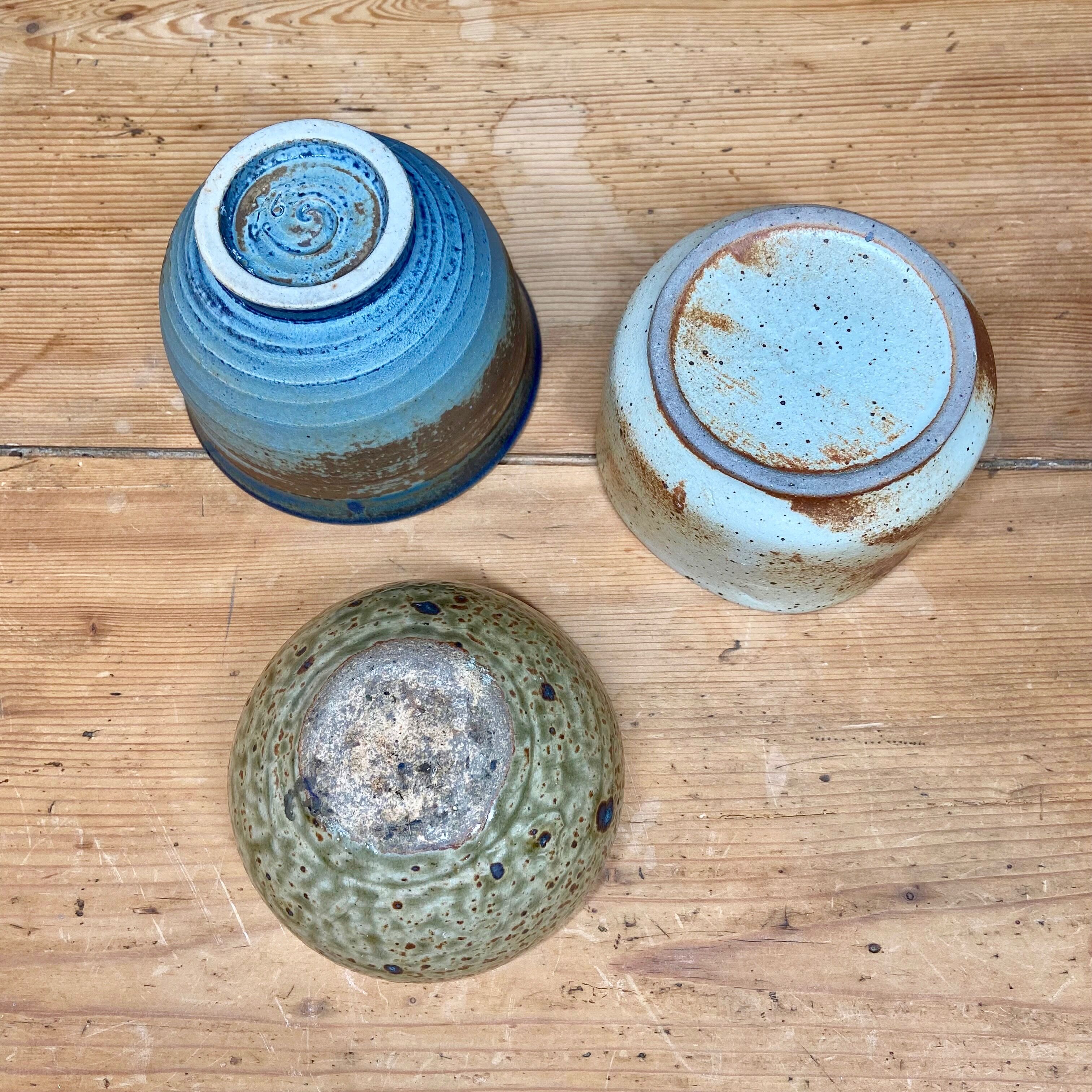 Set of 3 stoneware bowls