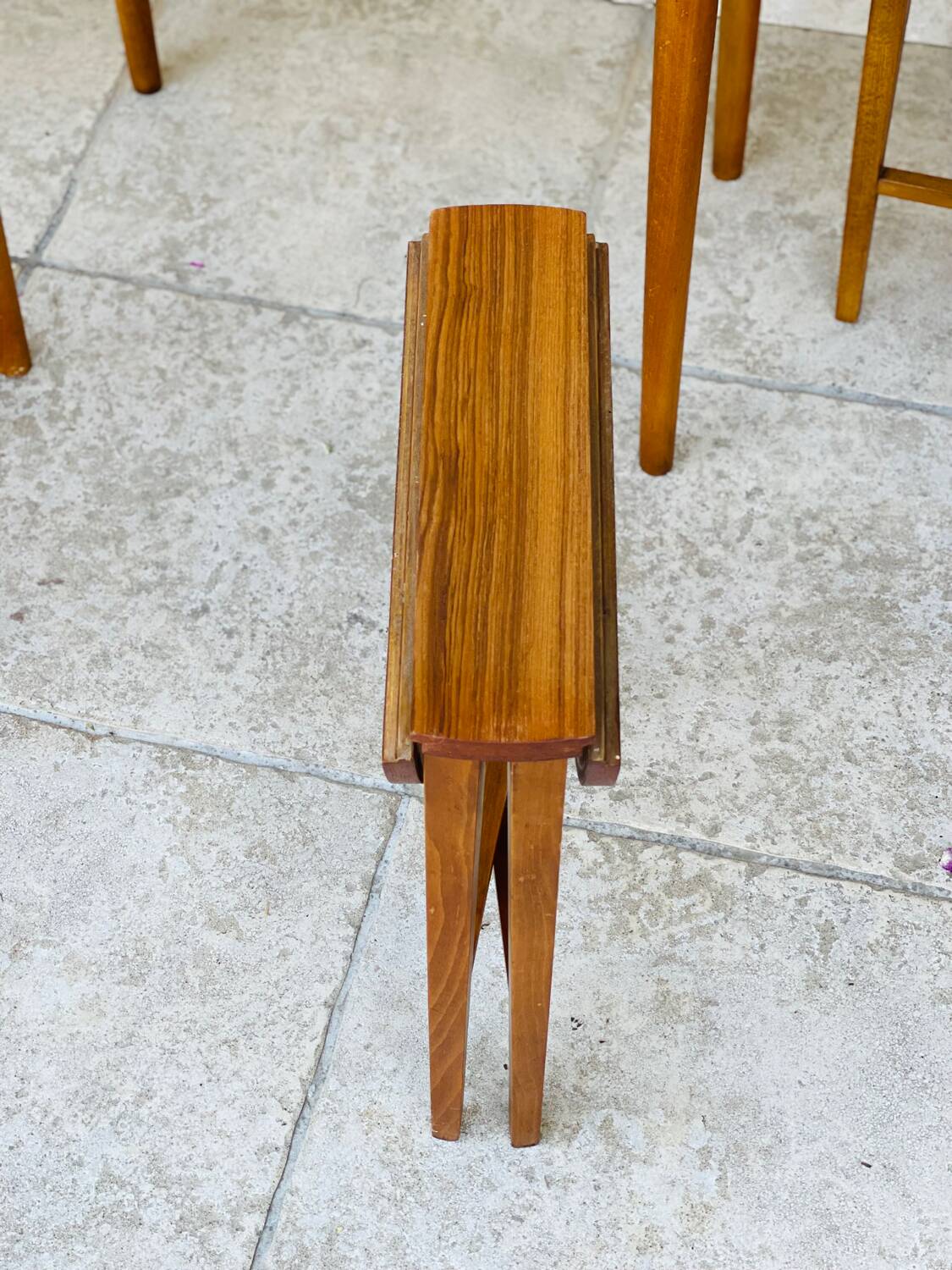 Vintage Scandinavian coffee table in teak from the 1960s.