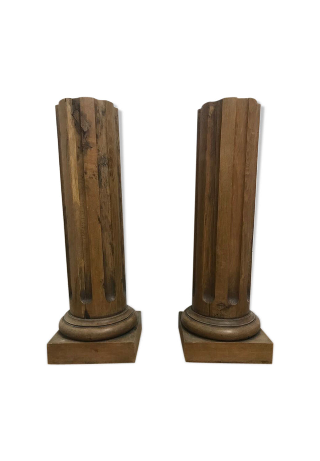 Solid wood columns from Yves Gastou