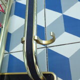 Coat rack like train rack