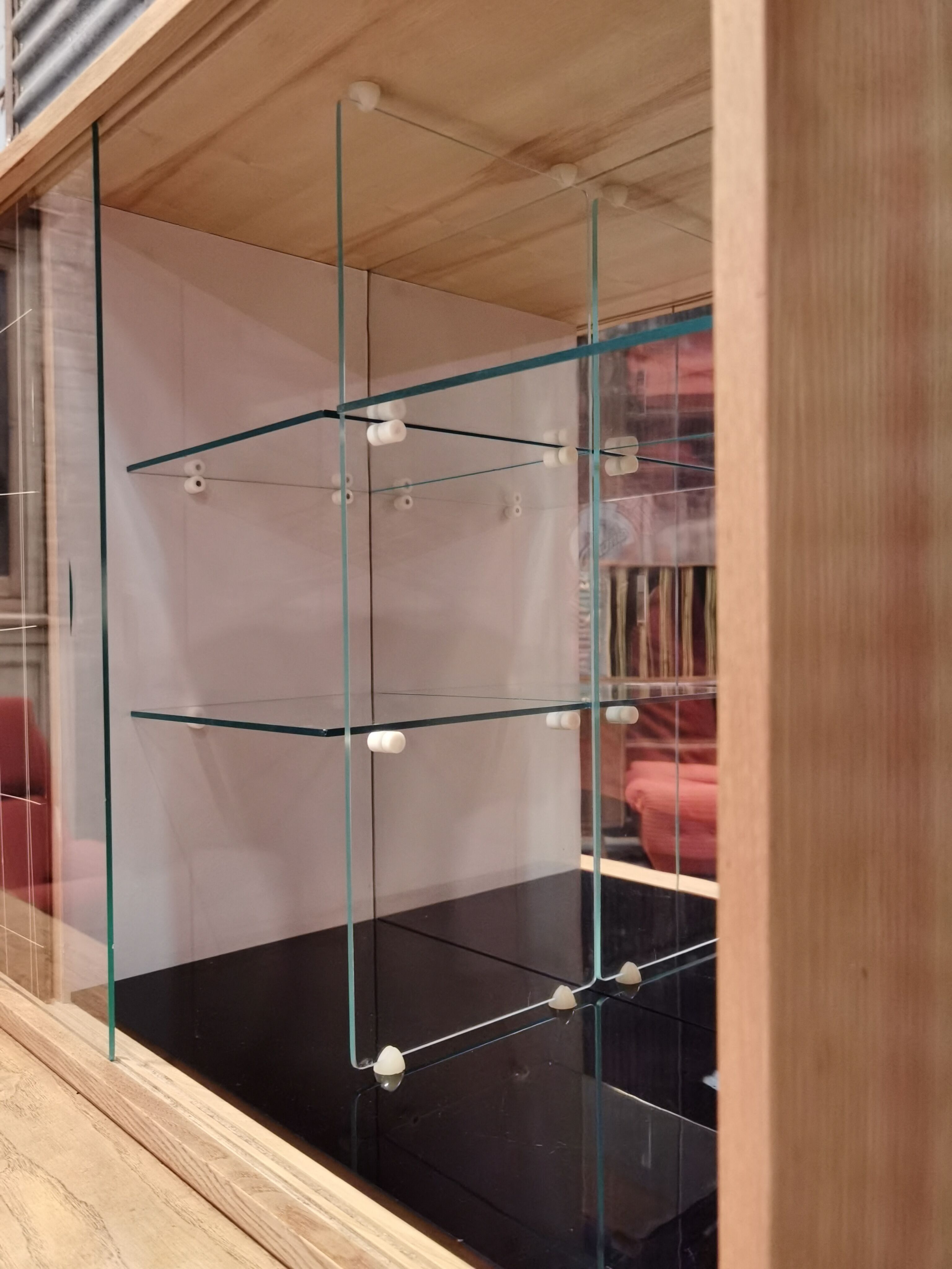 Buffet U372 / 386 Bohumil Landsman and Hubert Nepožitek for Jitona Soběslav