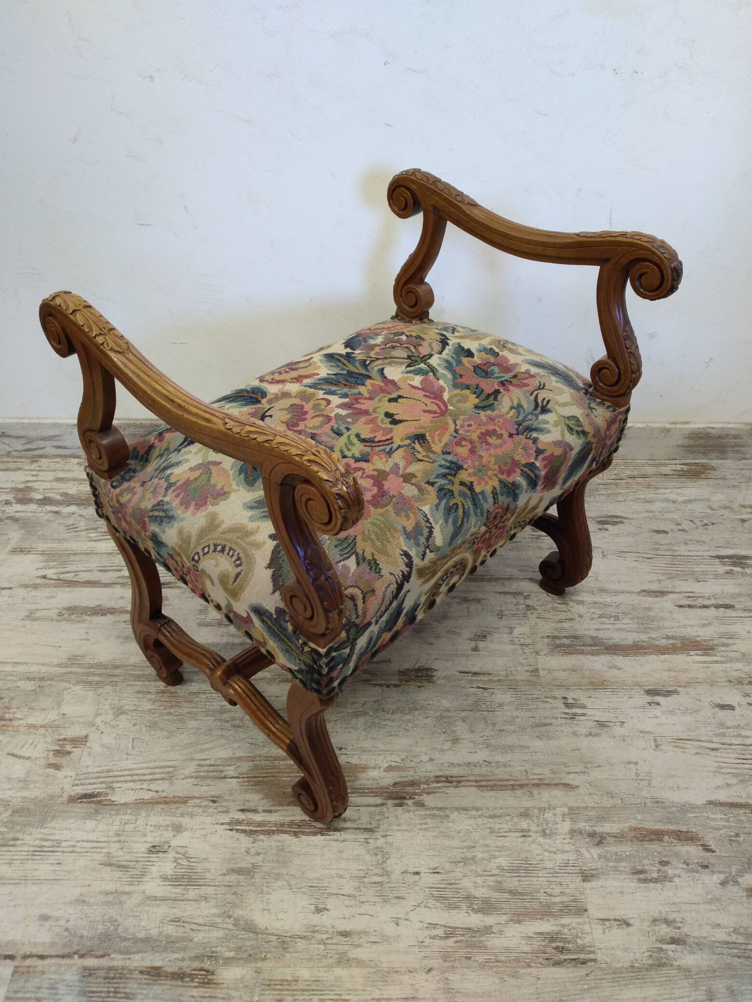 Fauteuils ancien avec pouf