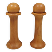 Salt and pepper set in beech wood, designed by Nissen Denmark.