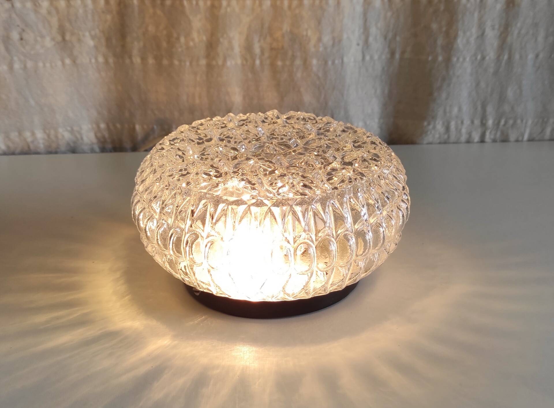 Ceiling light or wall sconce in moulded floral glass - 70s