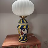 Lampe à poser motifs poissons globe en verre plissé