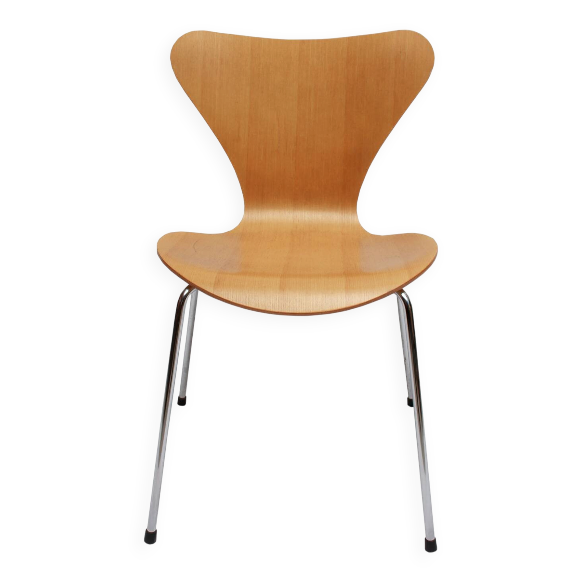 design chair 3107 Arne Jacobsen in ash