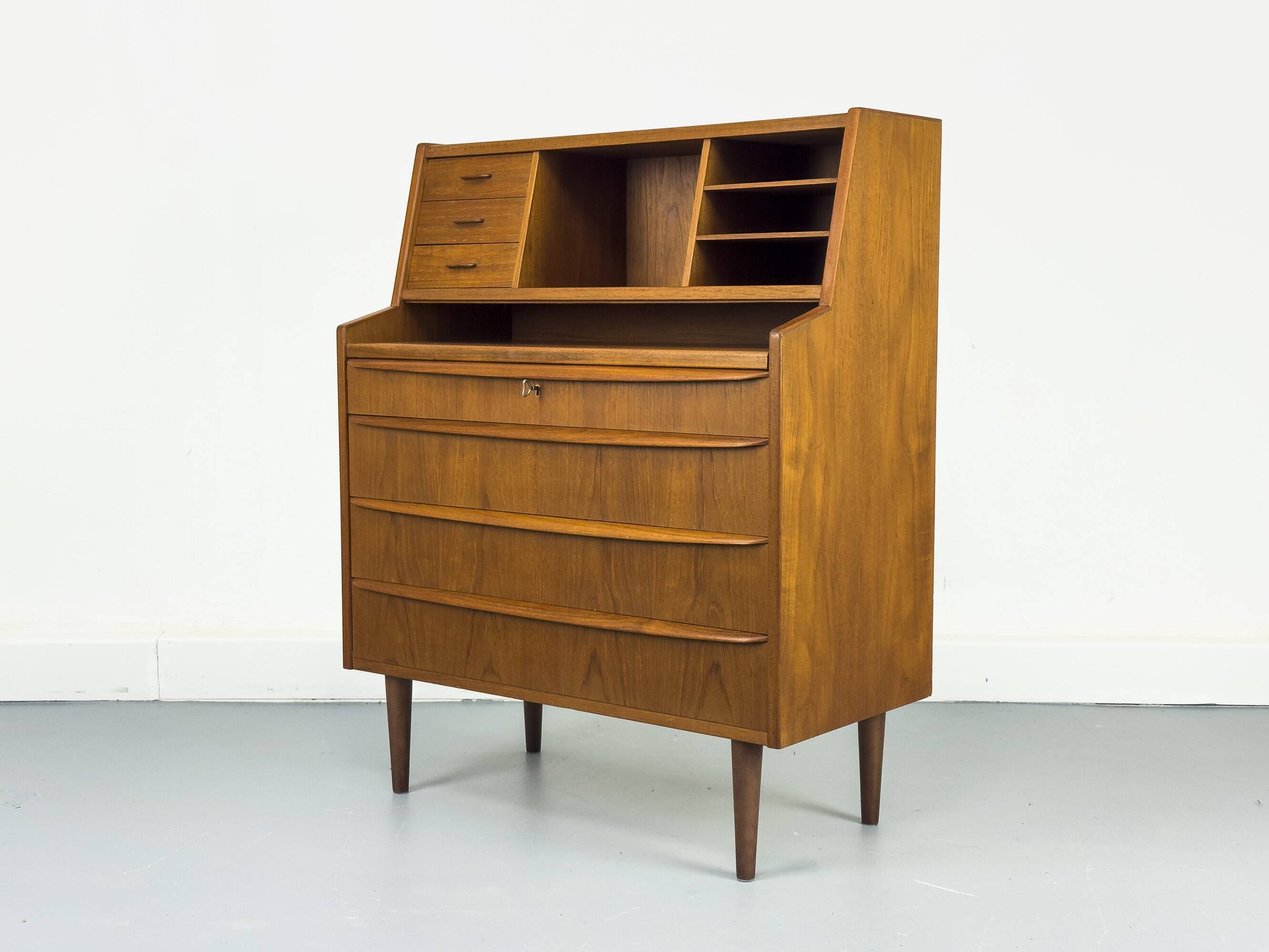 Secrétaire en teck de Chr. Møller, années 1960