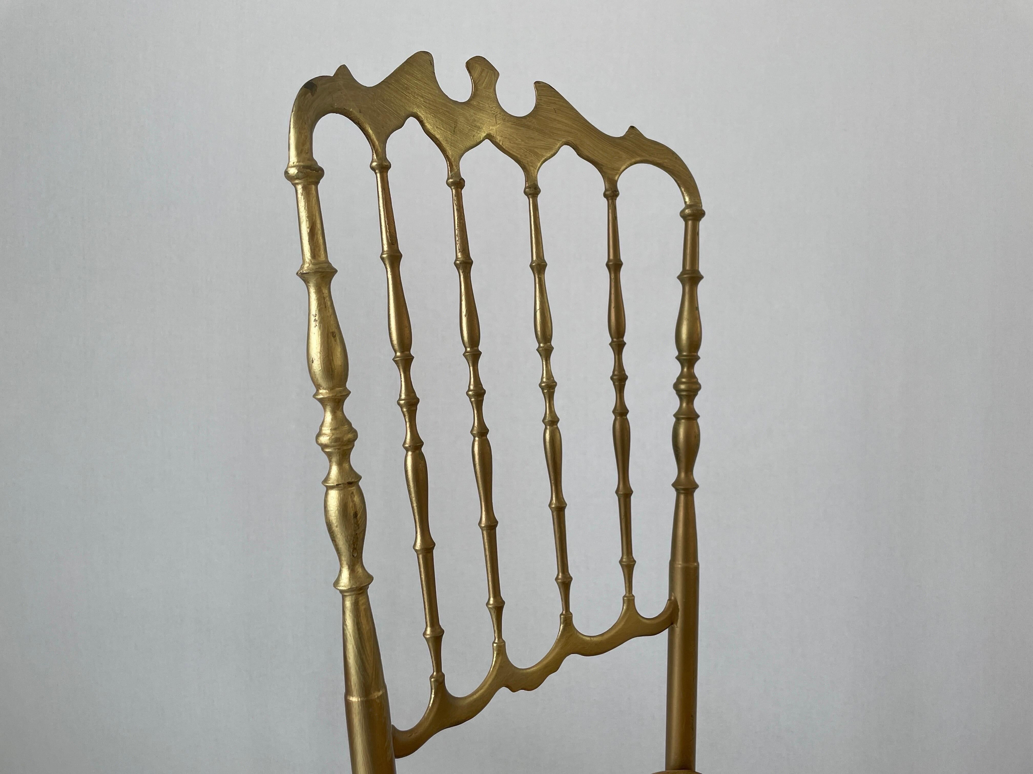 Set of 3 Chiavari chairs in brass with velvet seat and high back, 1950s, Italy.