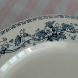 Plat rond en faïence motif Bertha