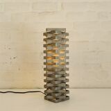 Lampe de table "tour carrée" en fer, 1970