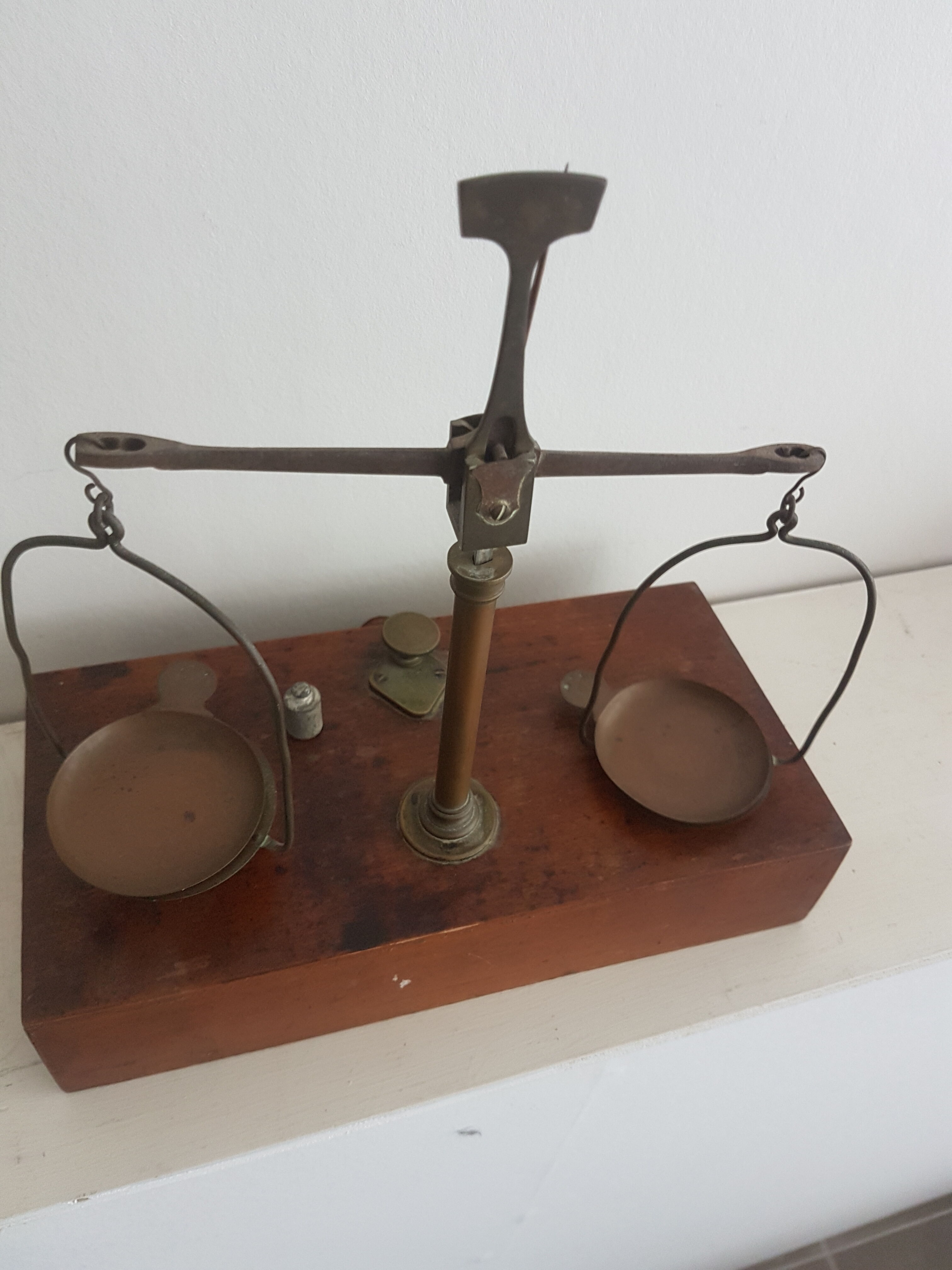 Pharmacist's trebuchet