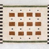 Handmade pure wool rug, size 150 x 250 cm.