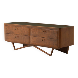 Commode italienne du milieu du siècle avec détails en laiton