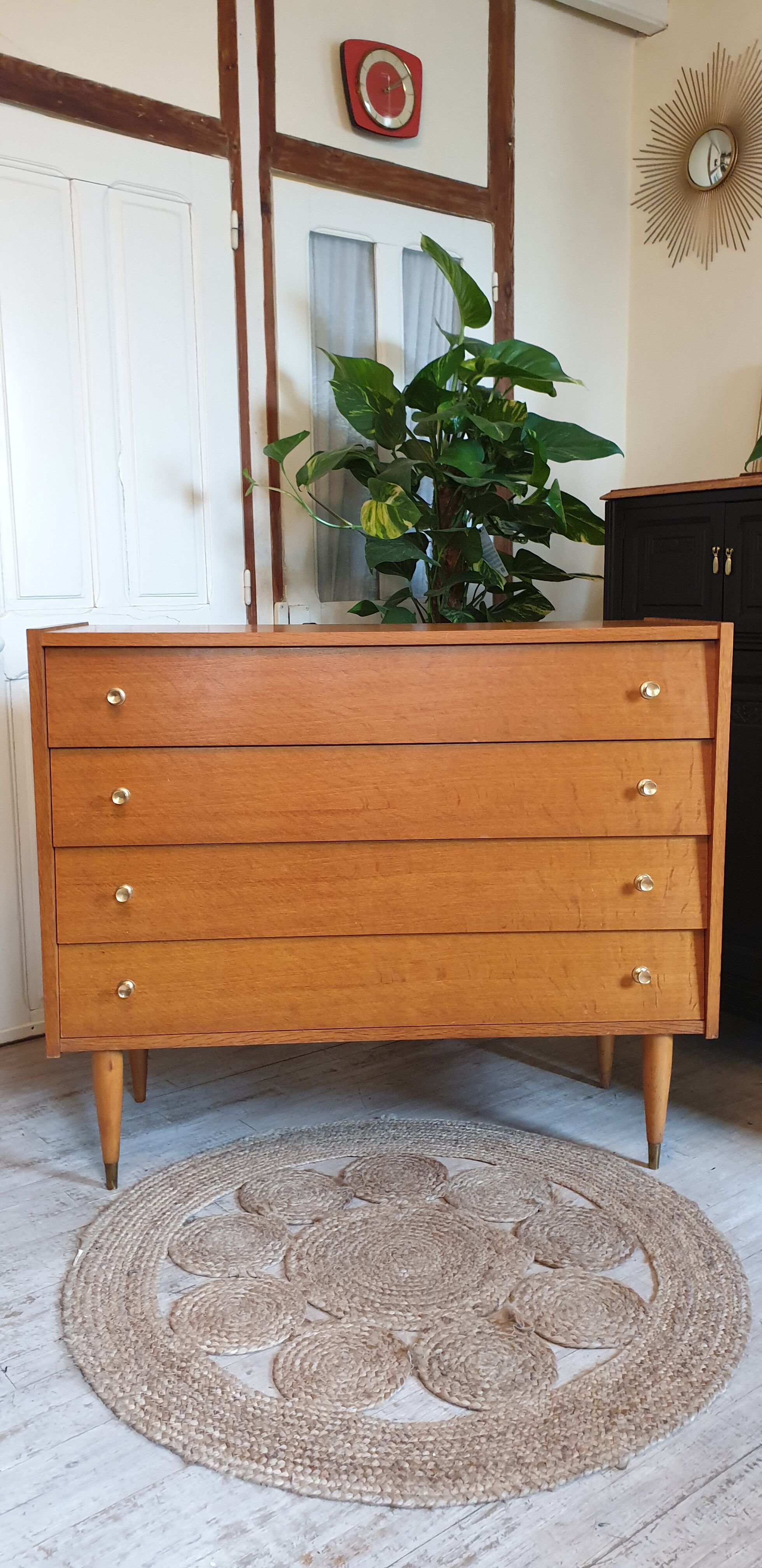 Vintage chest of drawers