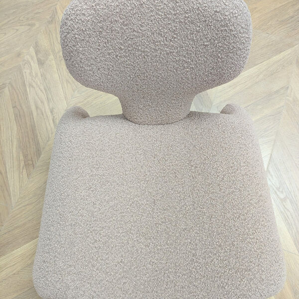 Fauteuil Djinn par Olivier Mourgue retapissé