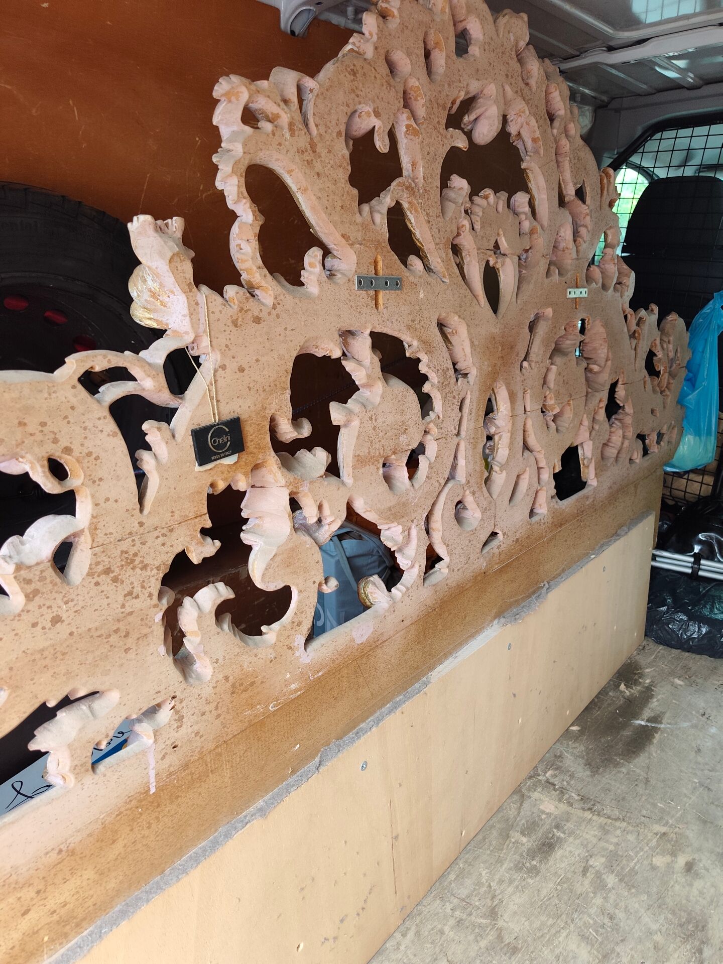 Baroque headboard