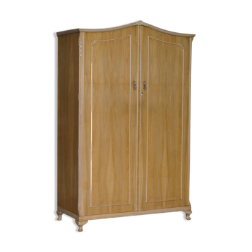 Light walnut wardrobe from the 1940s - Walnut Works