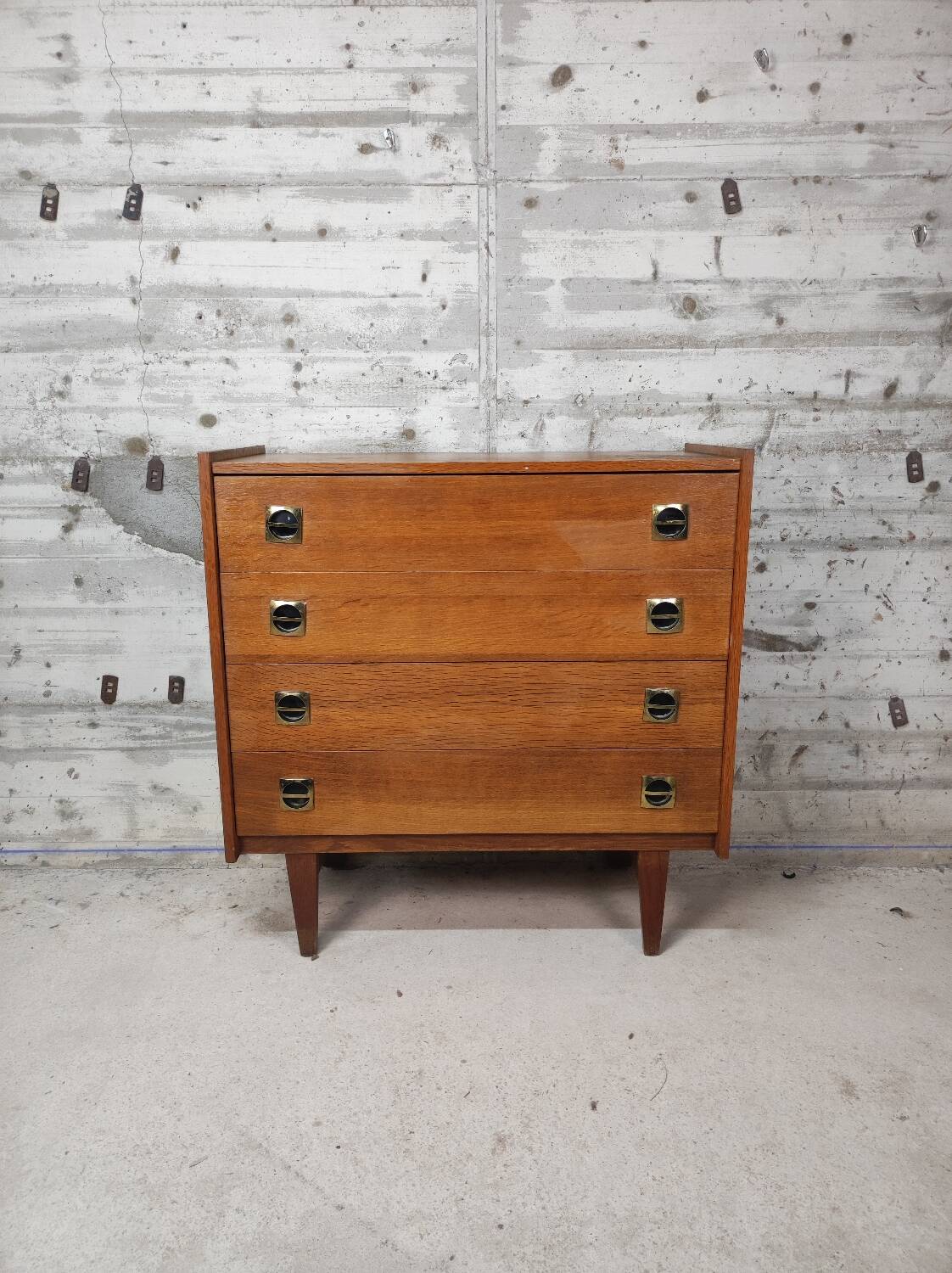 Vintage chest of drawers