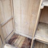 Parisian wardrobe wood in the rough "skirts"