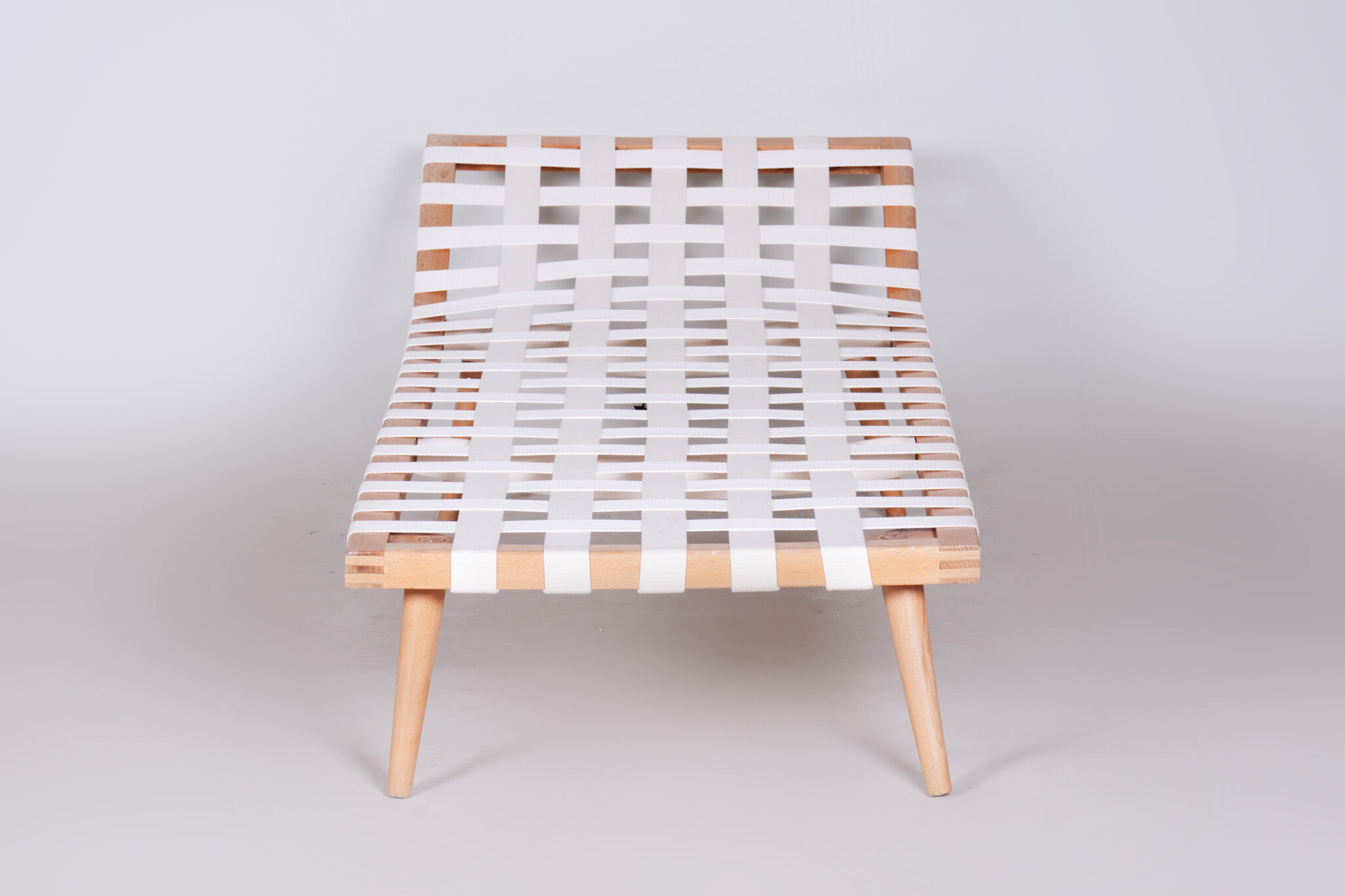 Blanc Jan Vanek Cheslong fabriqué en Tchéquie des années 1950 - Restauré