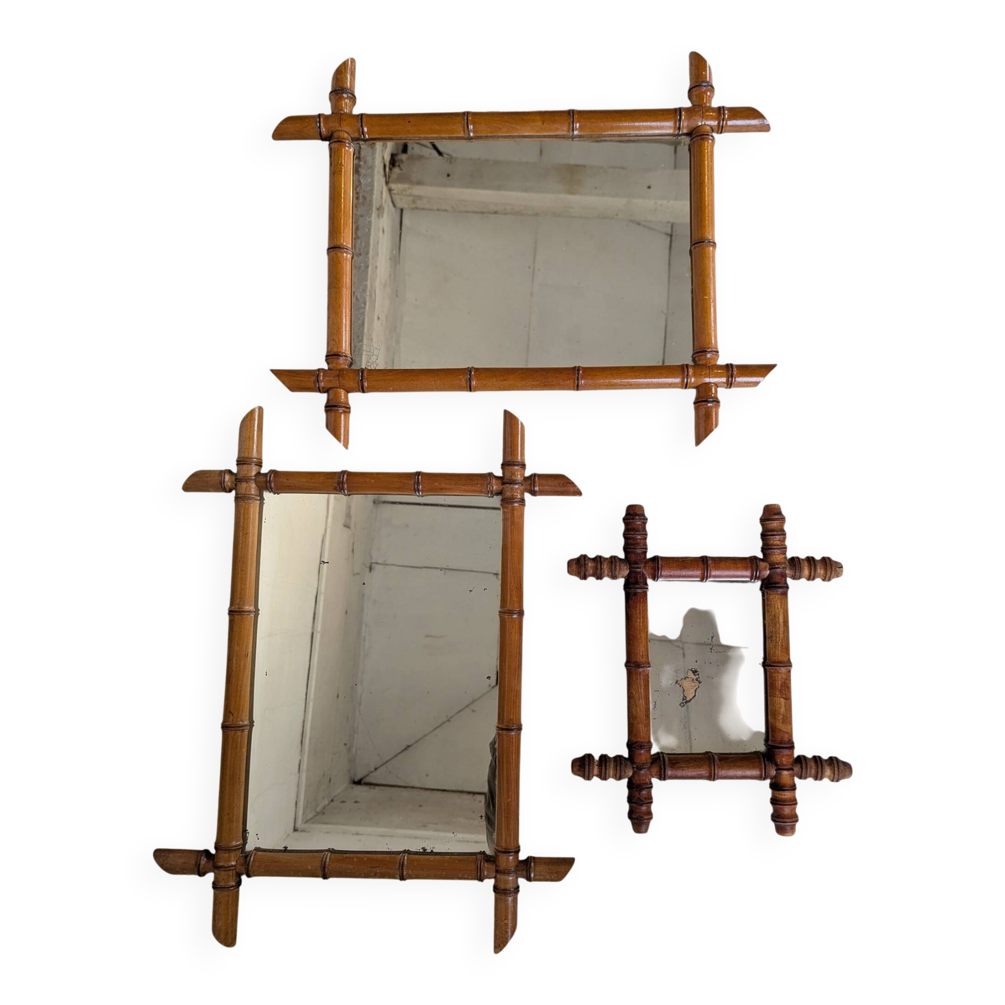 3 bamboo-look mirrors