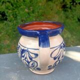 Small outdoor vase with handles