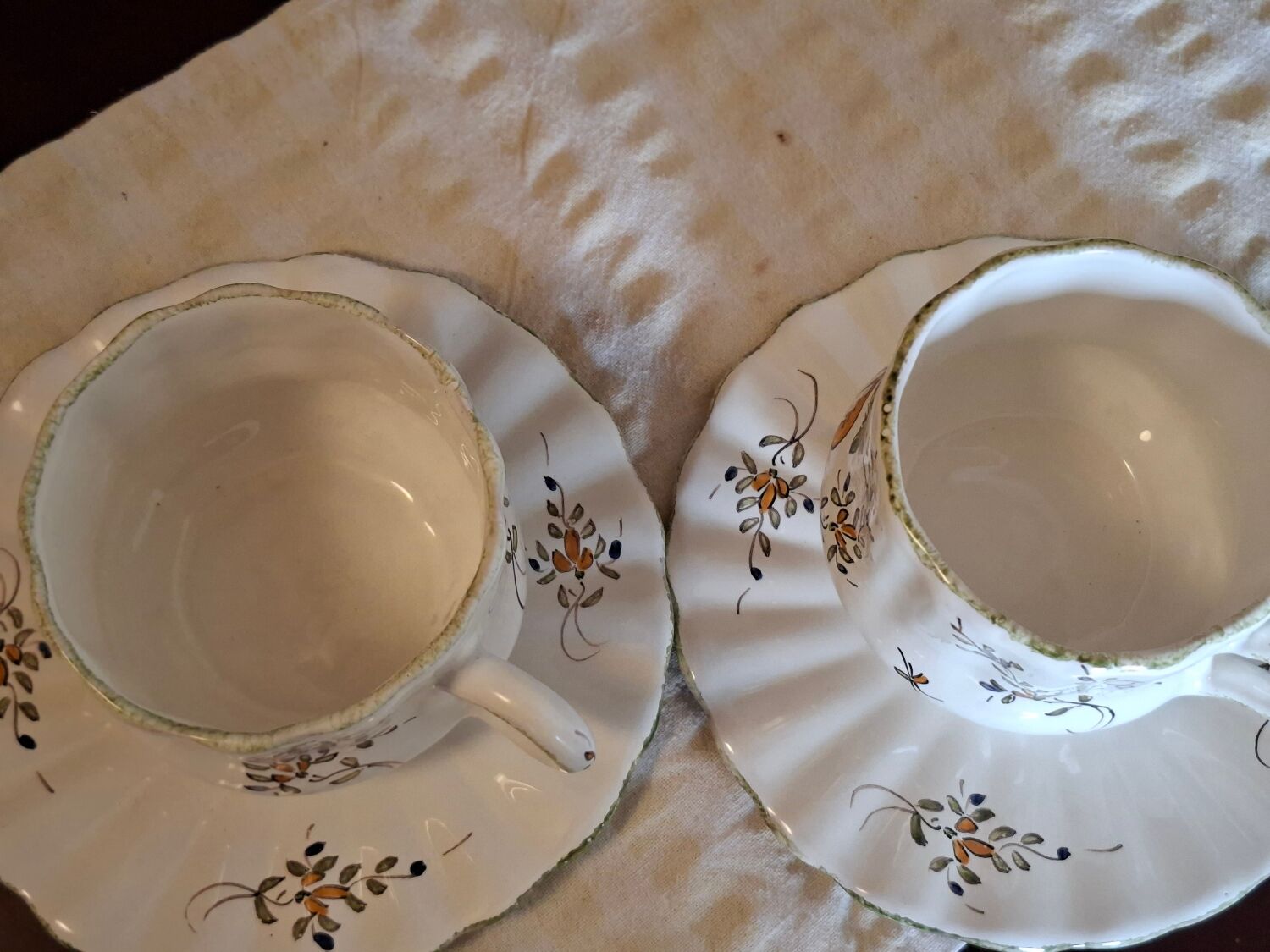 Set of 2 cups and saucers signed MARTRES (Jodra)
