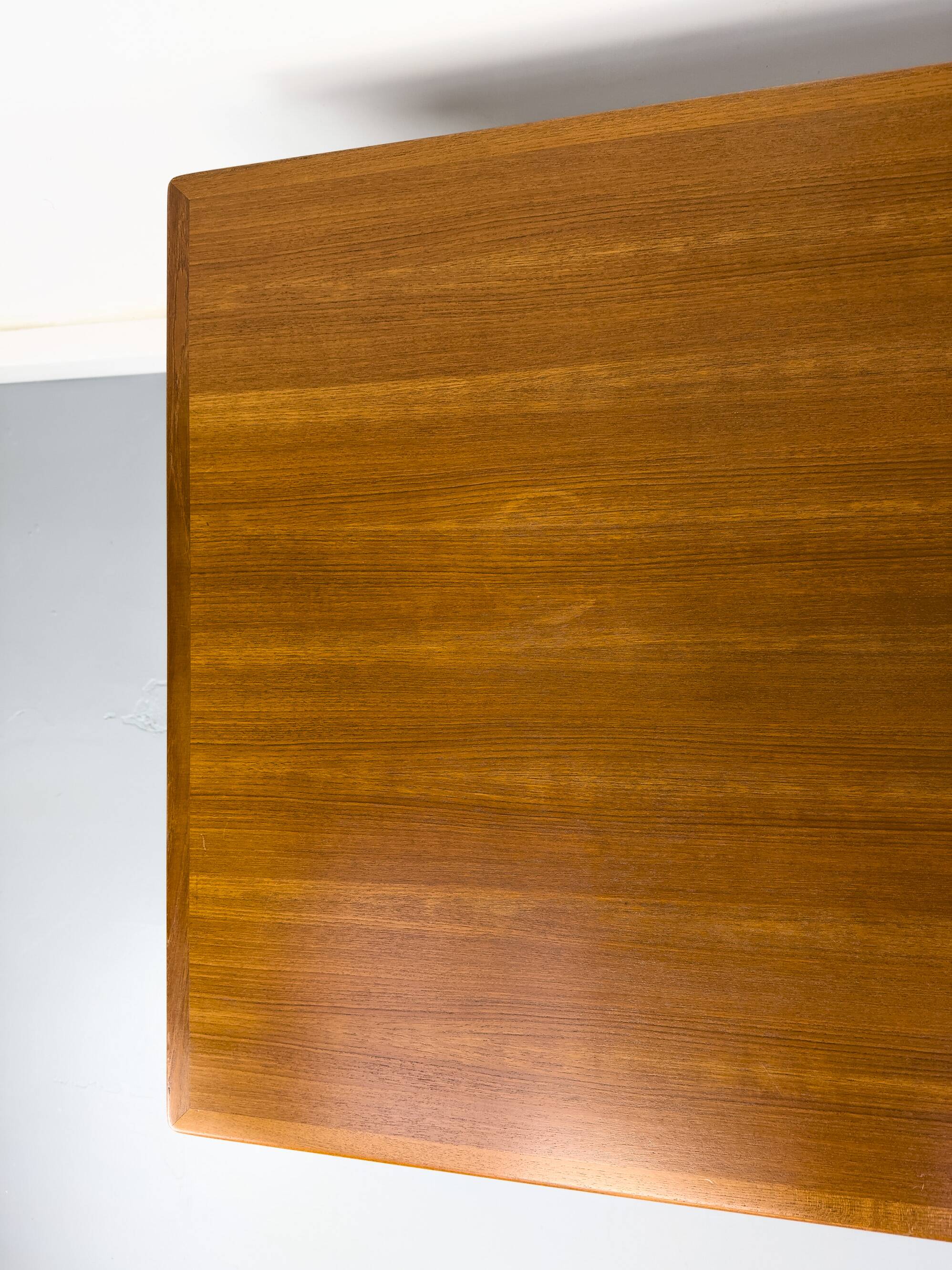 Table à manger en teck AT-312 par Hans J. Wegner pour Andreas Tuck, années 1960