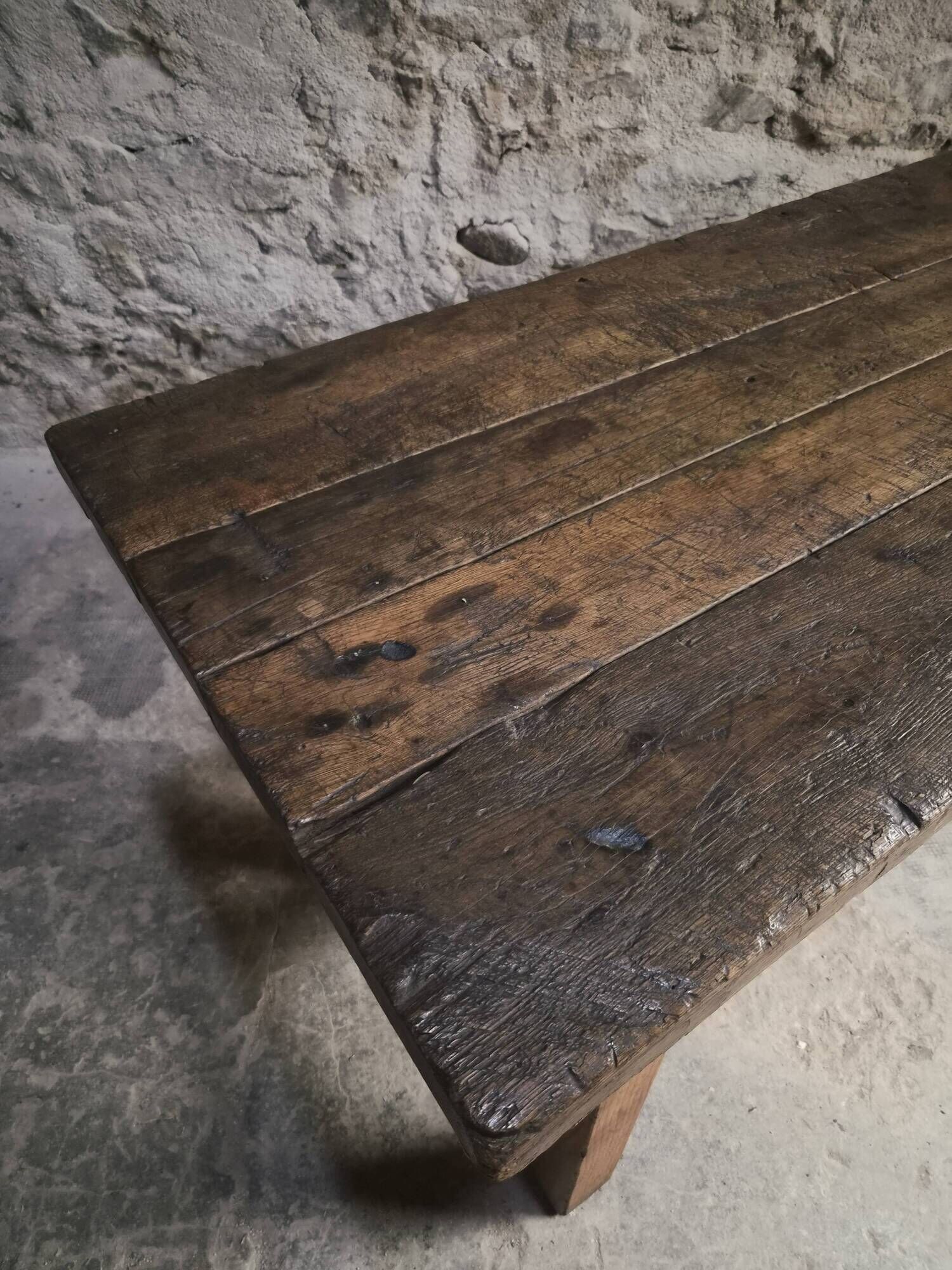 Dining table / antique work table in oak from France, 1750–1850