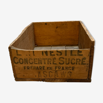 Former Nestlé advertising crate