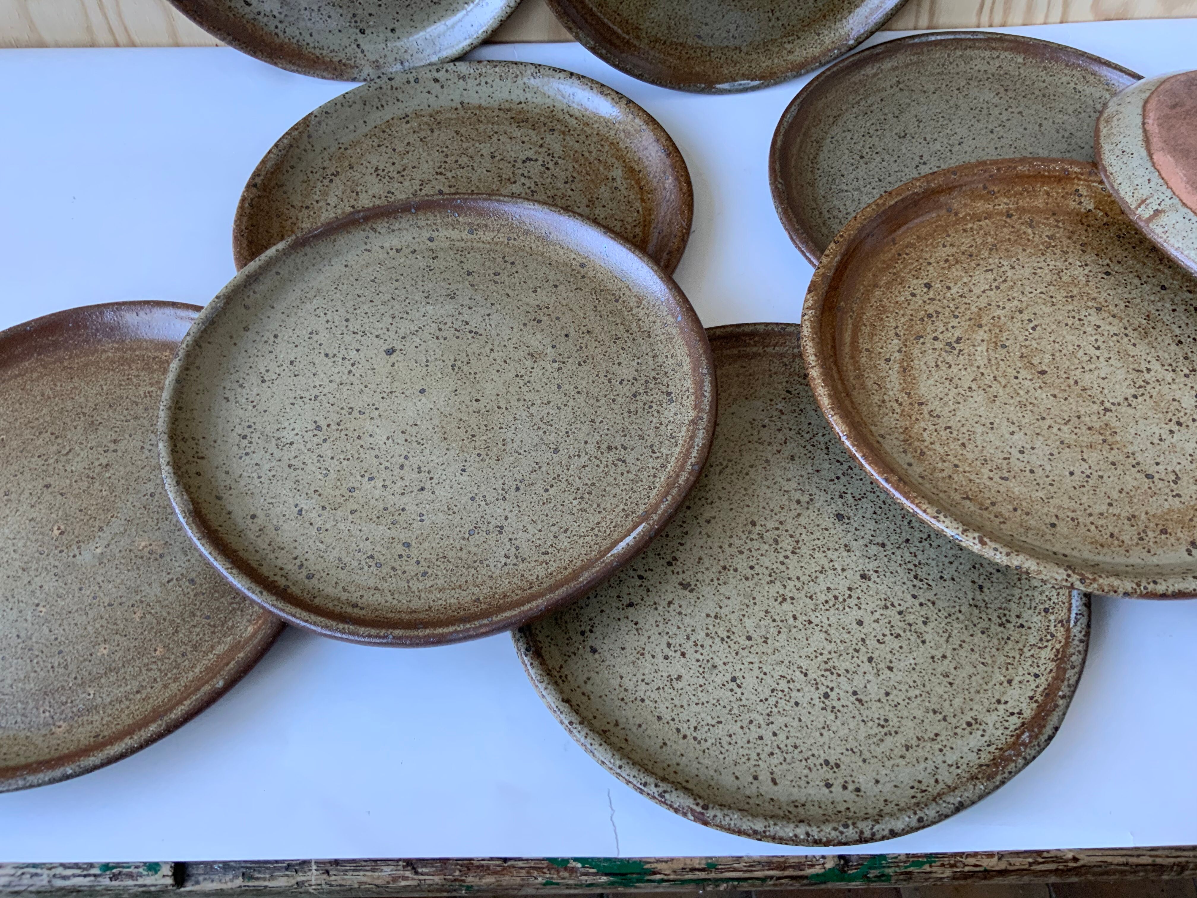 10 vintage sandstone plates