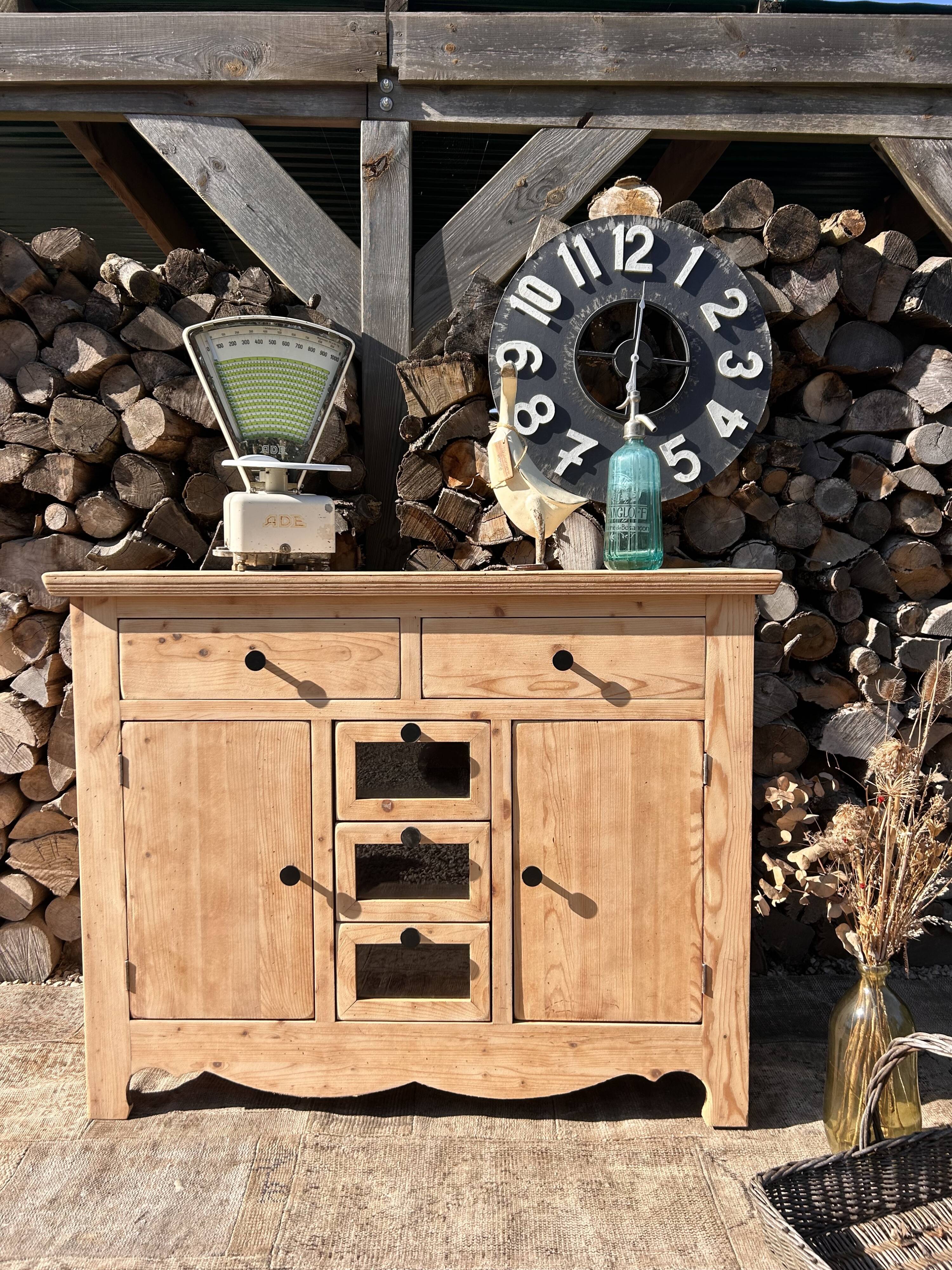 Storage furniture / Wooden sideboard