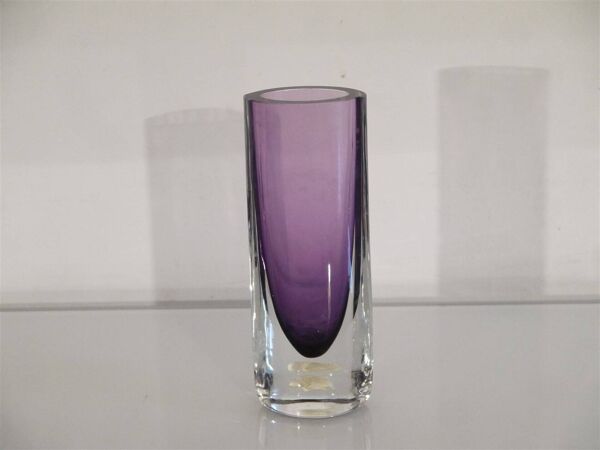 Vase scandinave sommerso violet 1960