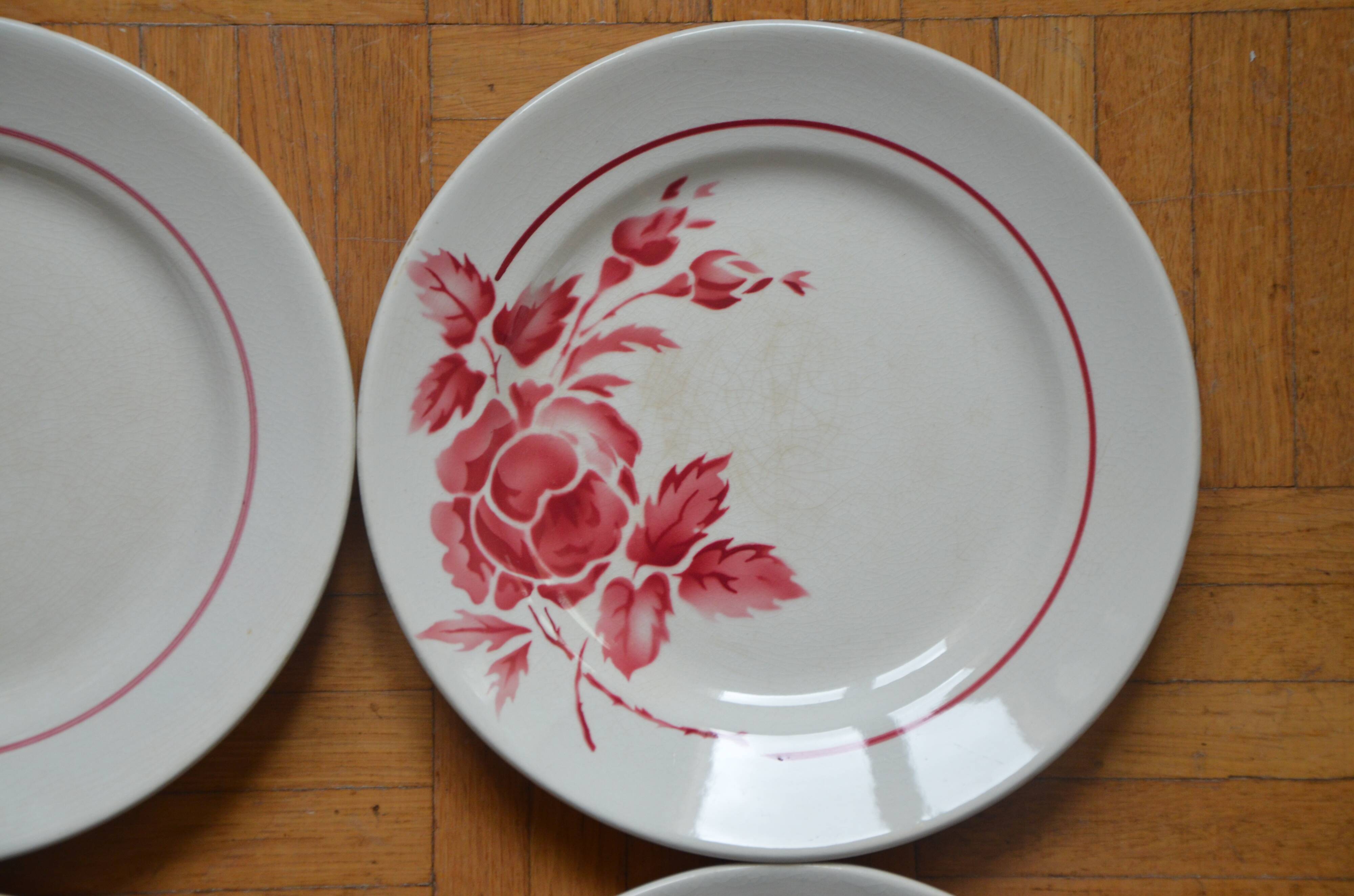 Lot de 4 assiettes Sarreguemines, collection Roseraie