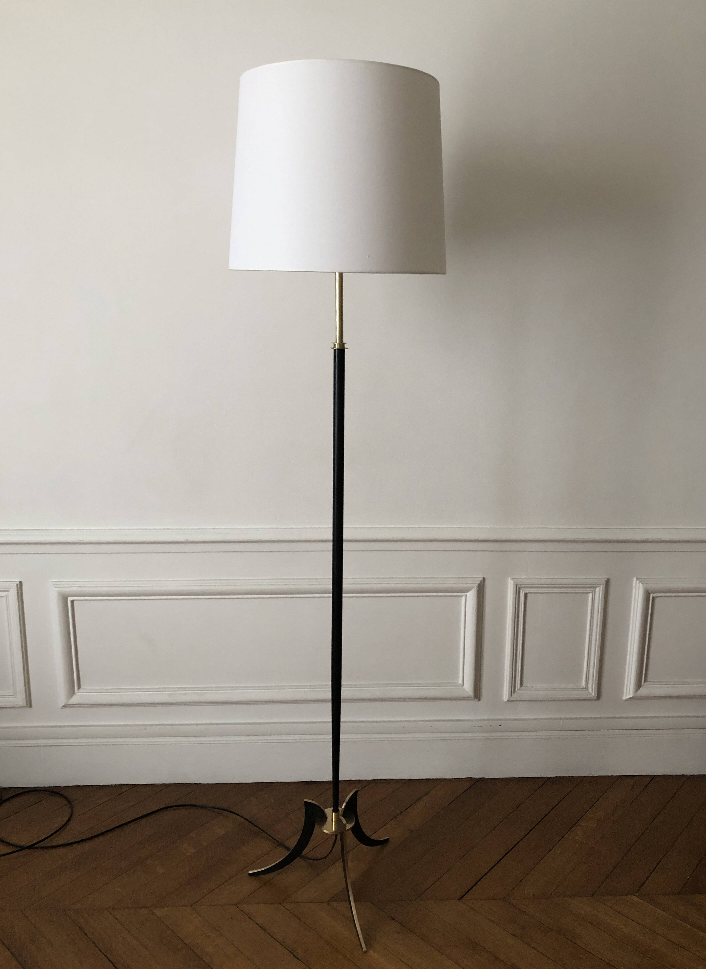 Lunel style tripod floor lamp from the 1950s - 1960s.