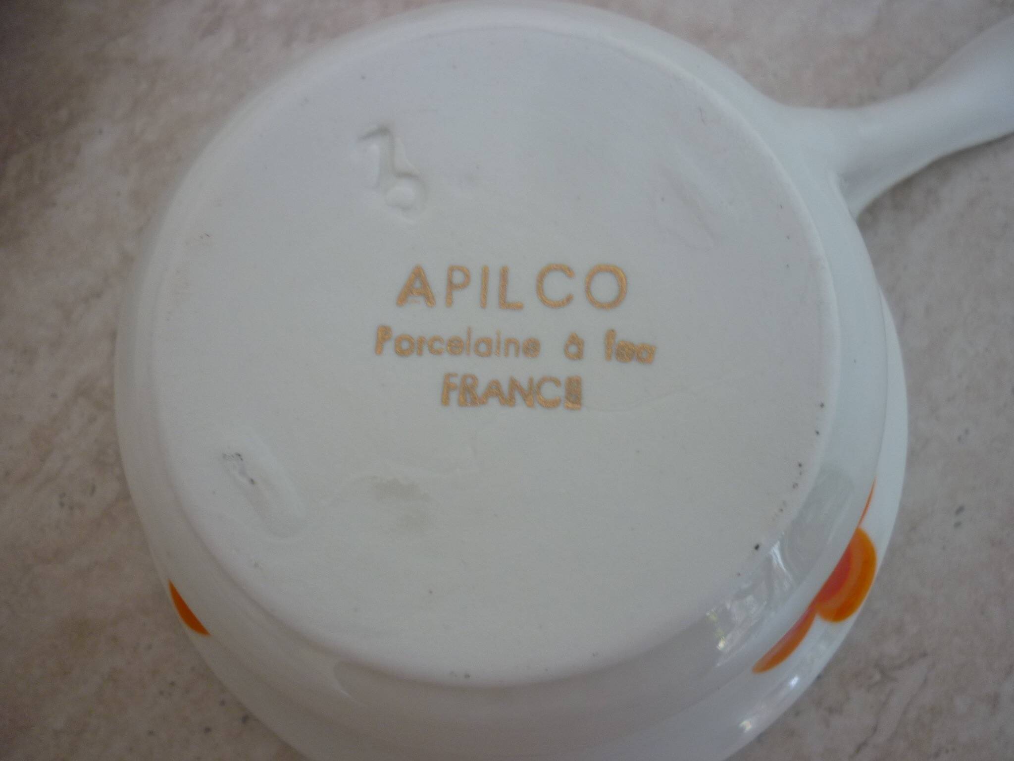Vintage APILCO bowls and frying pans