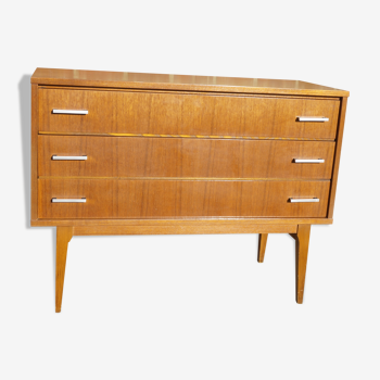 Vintage dresser