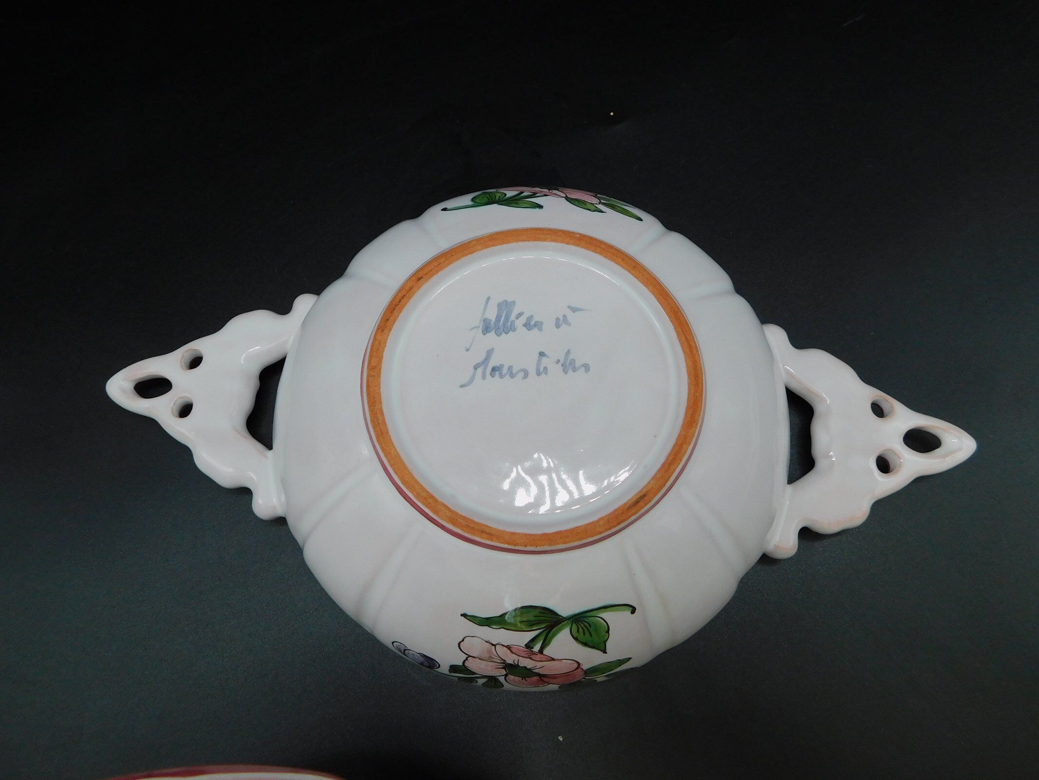 Bonbonnière Lallier à Moustiers