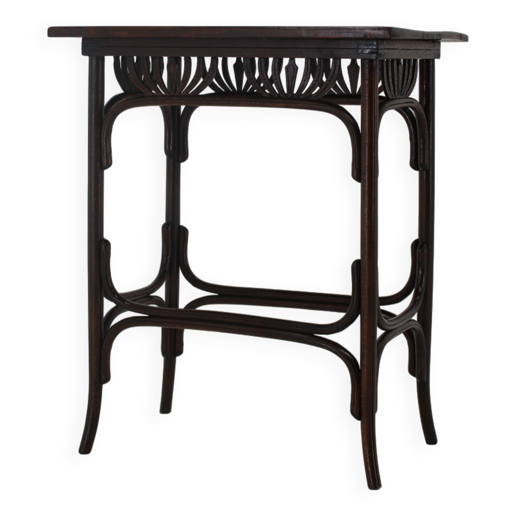 Art Nouveau Table Fischel No. 10, circa 1910, Thonet Style